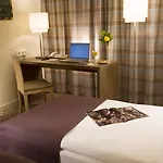 Mercure Frankfurt Ost Hotel 4*
