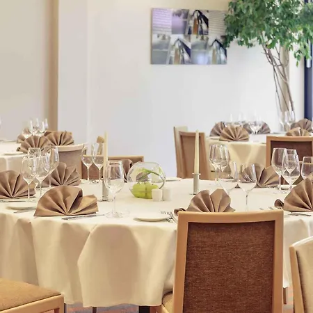 Mercure Frankfurt Ost מלון 4*