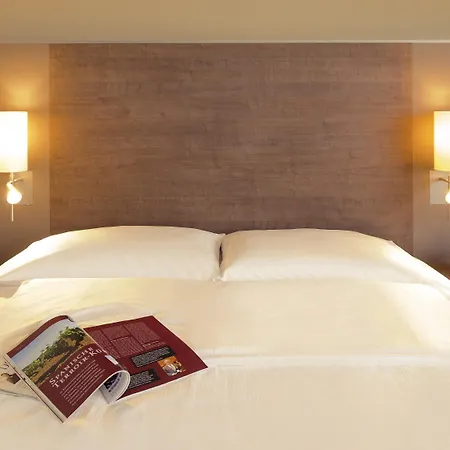 Mercure Frankfurt Ost Hotel 5*