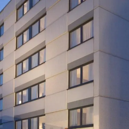 Hotel Mercure Frankfurt Ost 4*