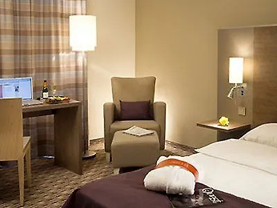 Mercure Frankfurt Ost Hotel 5*